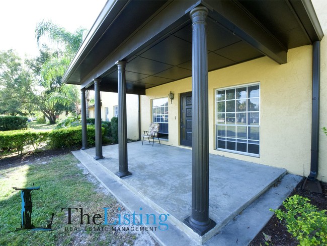 Building Photo - 2800 Hurst Rd