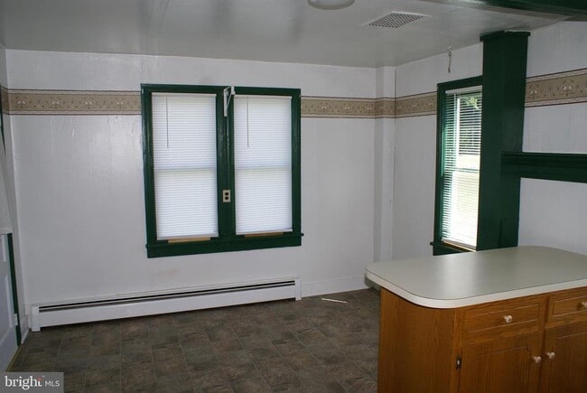 Foto del edificio - 9518 Circle Dr