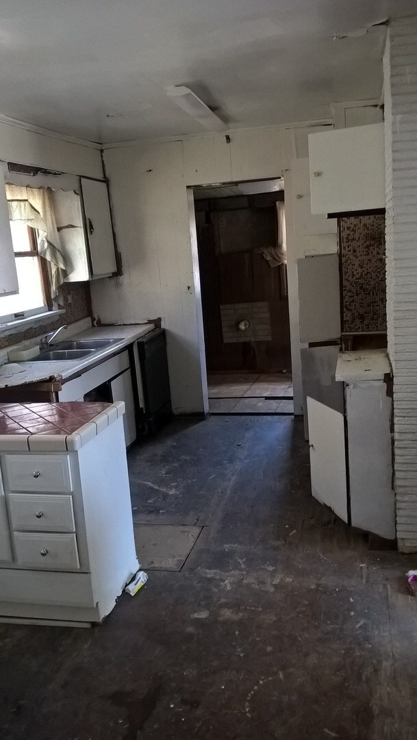 Foto del edificio - ROCKPORT, IL - Cottage on about 2 Acres In The Country - $298.37 MONTHLY / $999 DOWN