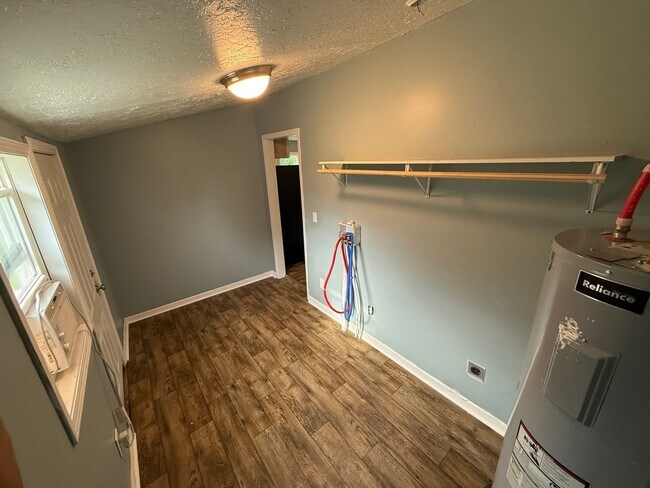 Foto del edificio - Charming 2BR House in Gleason