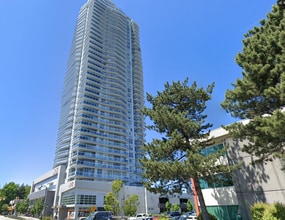 Building Photo - 11967-11980 80 Ave