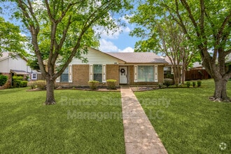 Building Photo - 1414 Woodcreek Dr