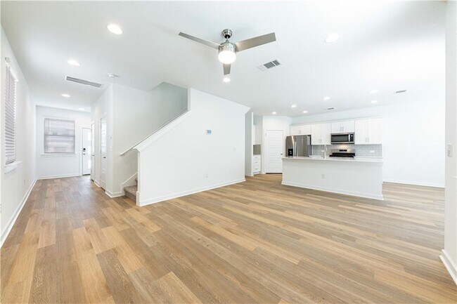 Foto del edificio - 1804 Bonham Ln
