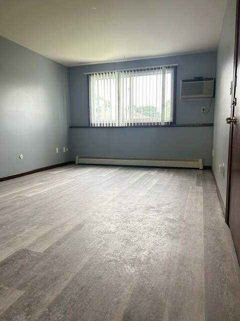 Foto del edificio - 100 43rd St SW