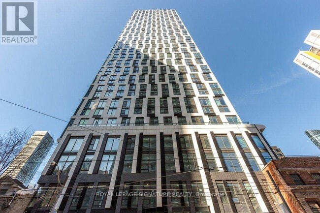 Building Photo - 252 Church St
