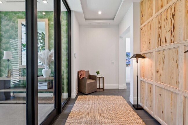 Building Photo - 1177 George Bush Blvd