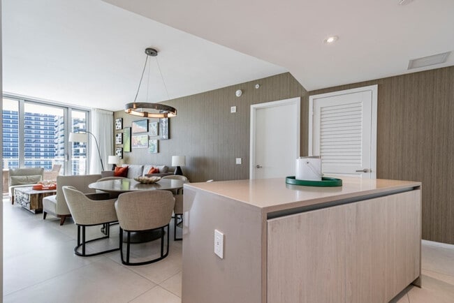 Foto del edificio - 4111 S Ocean Dr