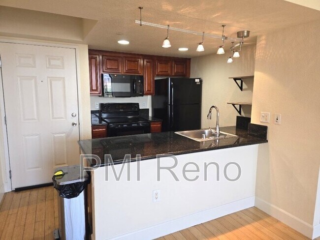 Foto del edificio - 450 N Arlington Ave