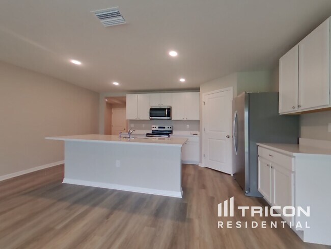 Building Photo - 4623 Dusky Dawn Ln
