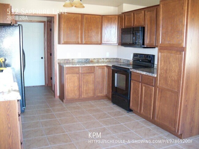 Building Photo - 512 Sapphire Ln