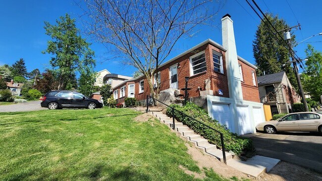 Foto del edificio - 1103-1133 SW Whitaker St