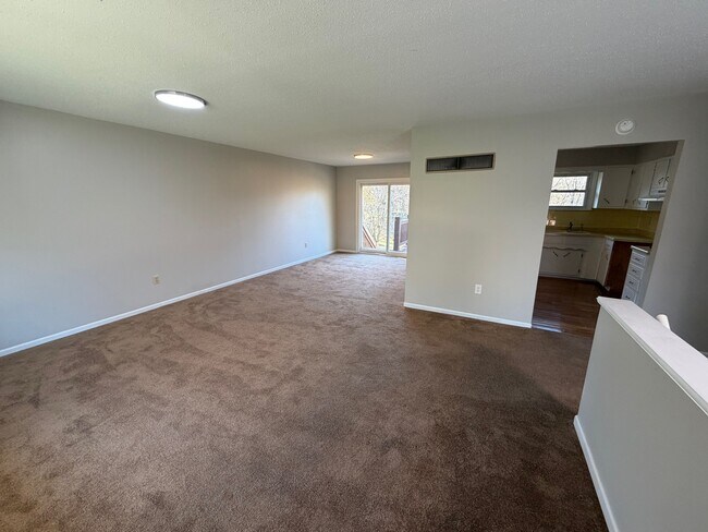 Foto del edificio - 1426 Northfield Park Blvd