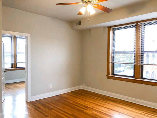 Building Photo - 2658 W Iowa St