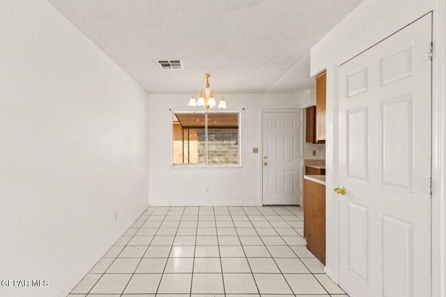 Building Photo - 11701 Henry Phipps Dr