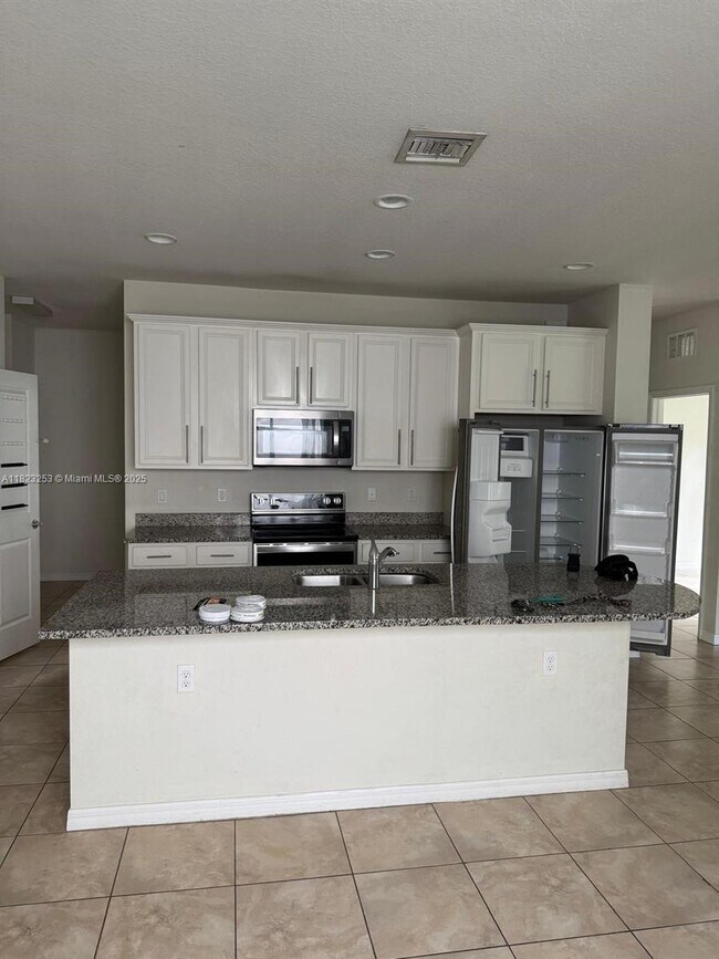 Foto del edificio - 4255 Large Leaf Ln