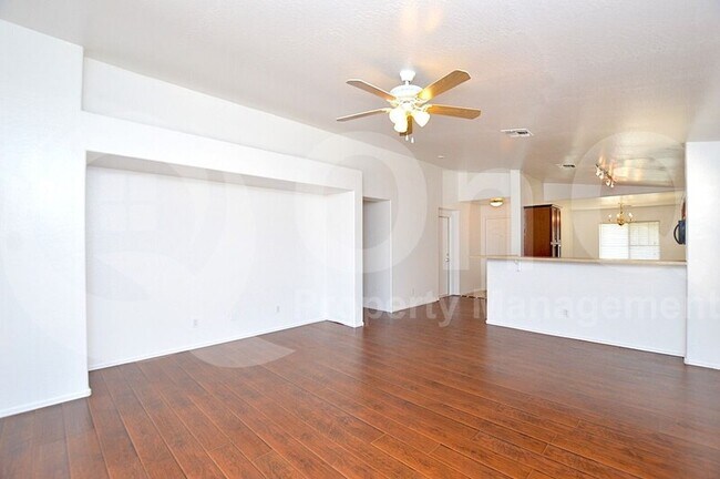 Foto del edificio - 11738 W Flanagan St
