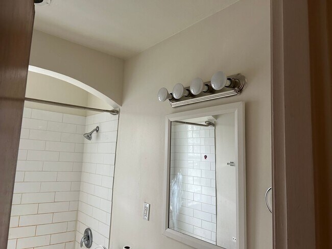 Foto del edificio - 6622 Ravenal Ct