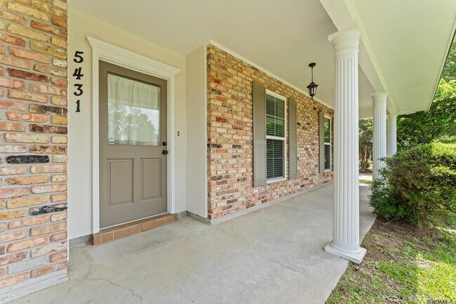 Building Photo - 5431 Charing Way Ave