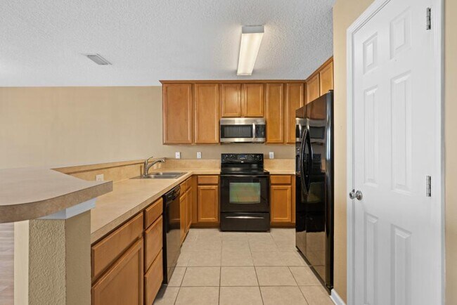 Building Photo - 2 bedroom in Jacksonville FL 32216