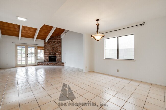 Foto del edificio - 1012 Delaware St