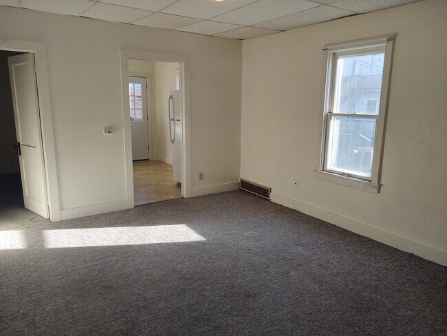 Building Photo - 132 N 9th St