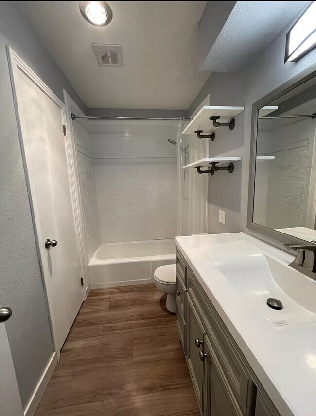 Foto del edificio - 6020 Oxbow Trl