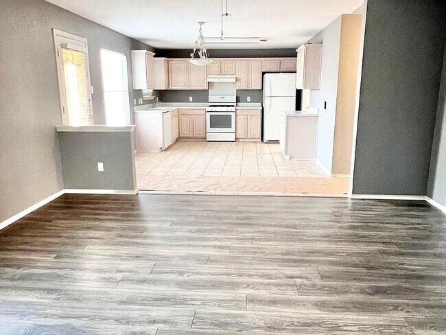 Foto del edificio - 3518 Rock Shelf Ln