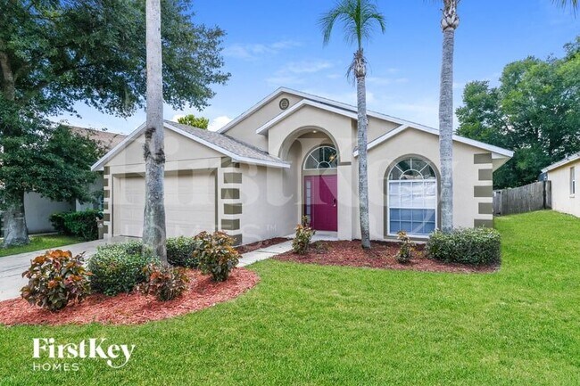 Foto del edificio - 16426 Coopers Hawk Ave