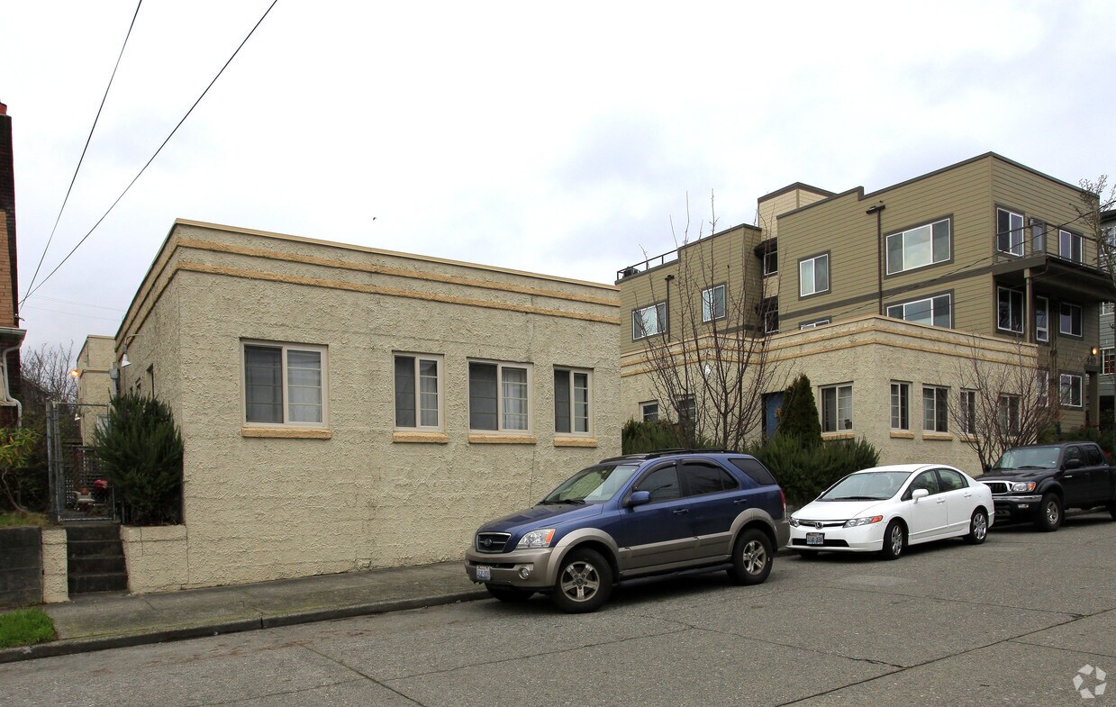 Foto del edificio - 436 NE 73rd St