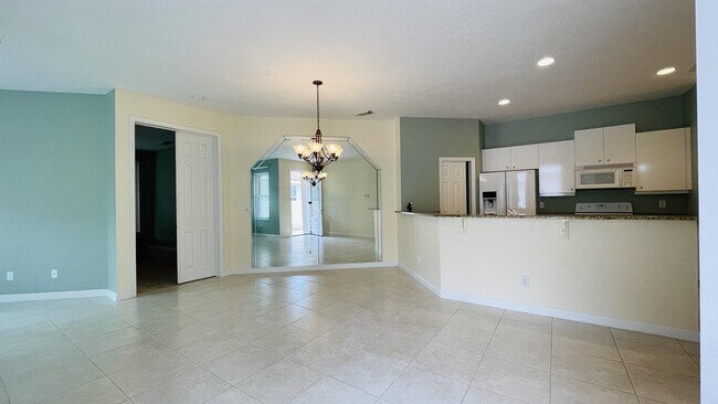Foto del edificio - 626 SW Treasure Cove