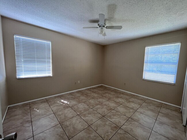 Foto del edificio - 2/2 In East Orlando