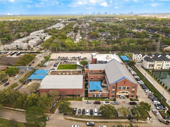 Foto del edificio - 1931 Pueblo Nuevo Path