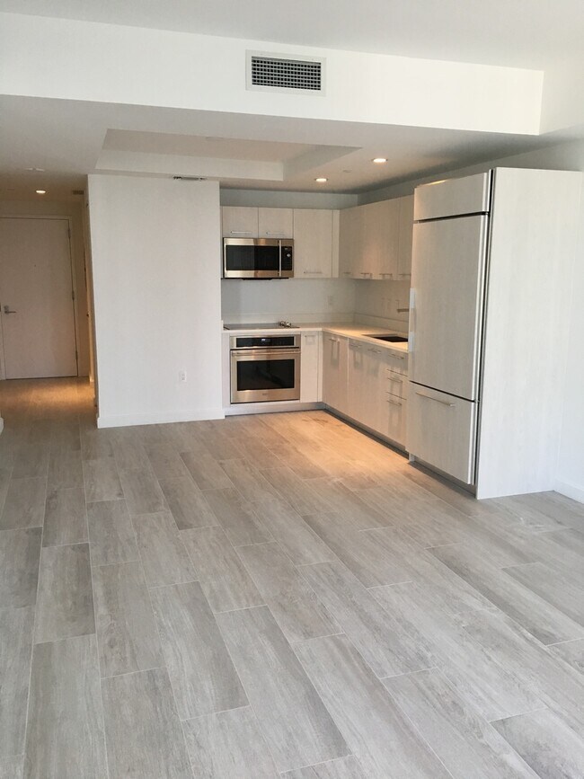 Foto del edificio - Brickell Heights East #1104 for rent
