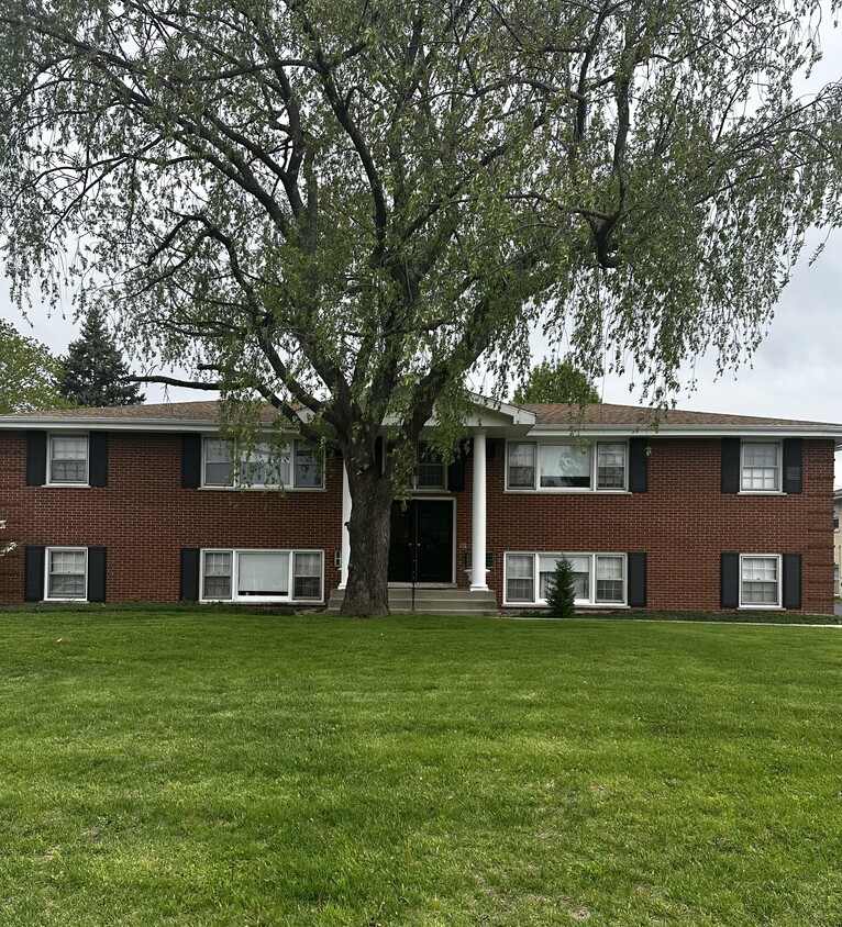 Foto principal - 221 S Cannon Ave