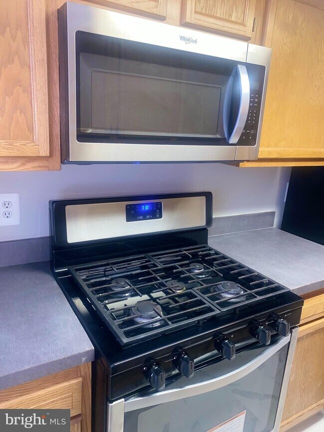 Foto del edificio - 718 Brandywine St SE