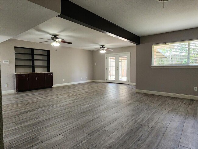 Foto del edificio - 5819 Reamer St