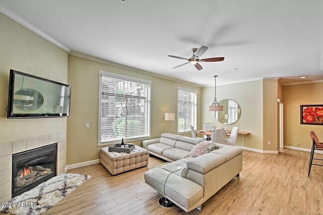 Foto del edificio - 11640 N Tatum Blvd