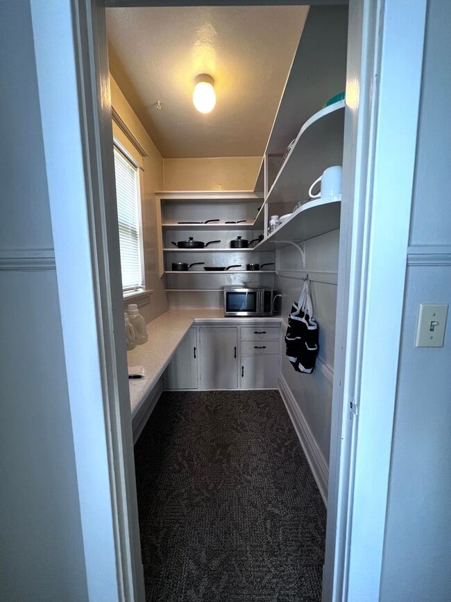 Foto del edificio - 17 E 6th St