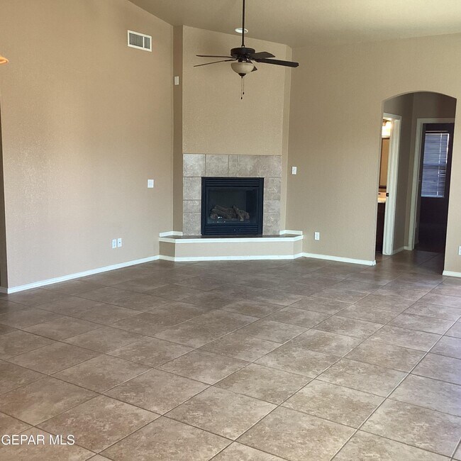 Foto del edificio - 5914 Speyside Dr