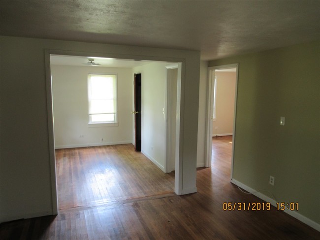 Building Photo - 4648 Wesley Chapel Rd