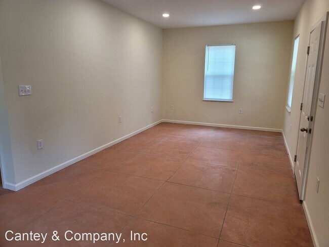 Building Photo - 6 br, 3 bath House - 767 Maryland Street