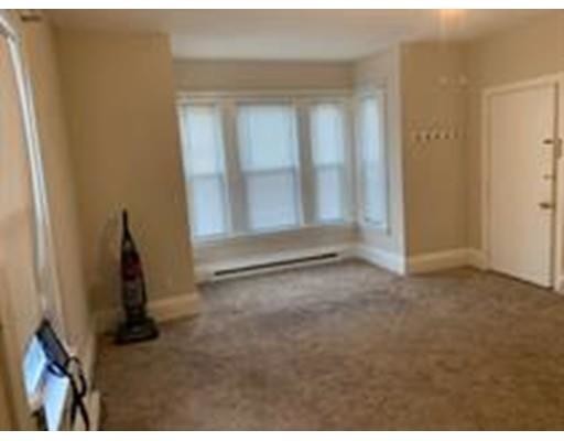 Foto del edificio - 74 Cottage St