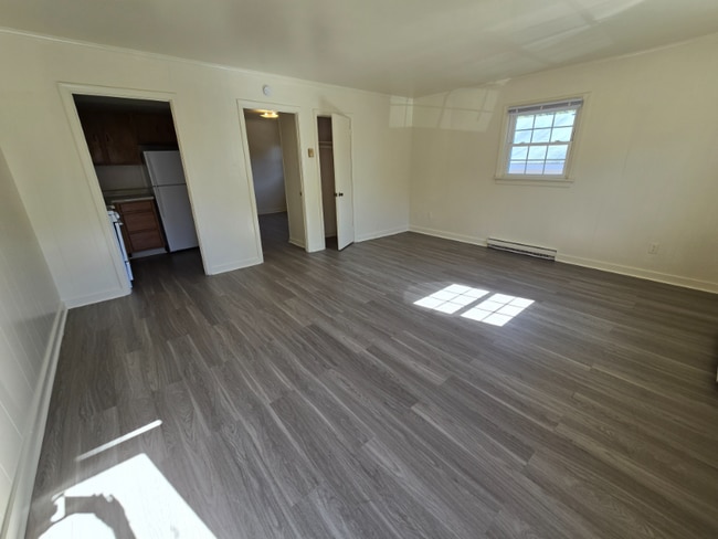 Foto del edificio - 6100 Strathmore Rd