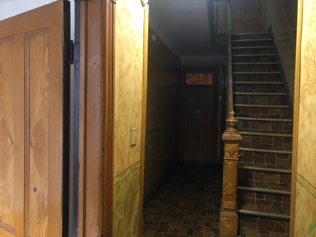 Foto del edificio - 455 Seneca Ave