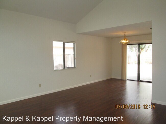 Building Photo - 4 br, 3 bath House - 271 Saybrook Ave.
