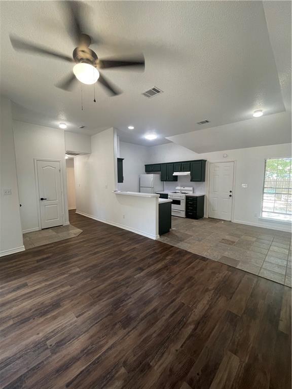 Building Photo - 1808 Pearce Ct