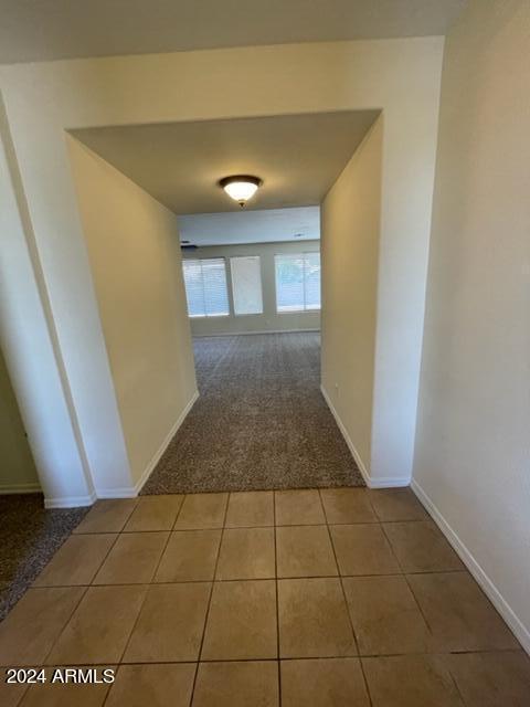 Building Photo - 489 E White Wing Dr