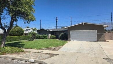 Building Photo - 587 Greenfield Ct