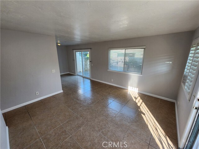 Foto del edificio - 4736 Cielo Dr
