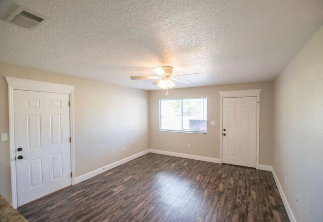 Living Room - 5572 Sisson Rd